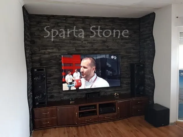 2 üzleti kép SZIKLAFORMA