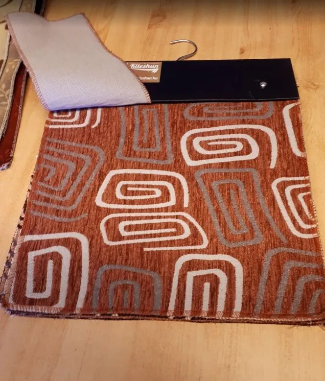 2 üzleti kép KÁRPITOS KELLÉK SZAKÜZLET