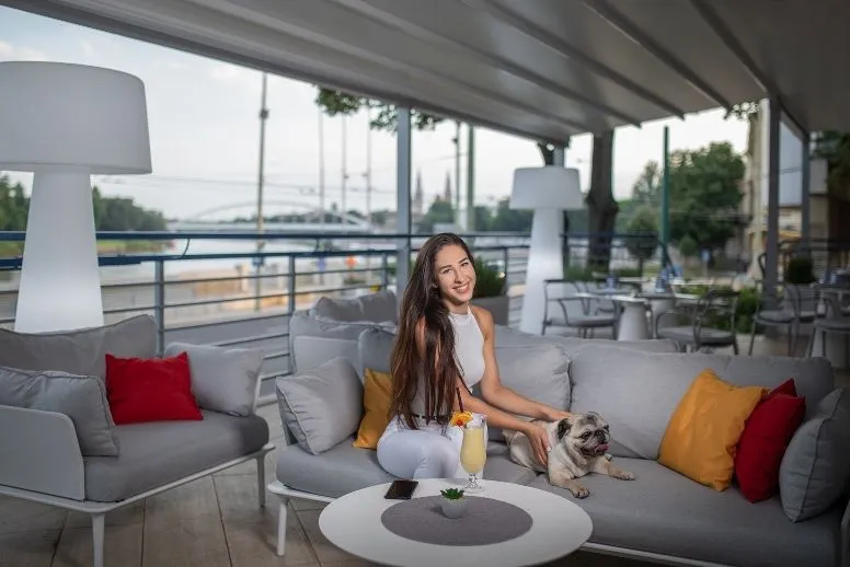 4 üzleti kép NOVOTEL SZEGED