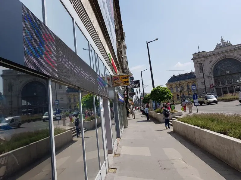 2 üzleti kép DIAMOND SZEXSHOP (LEGNAGYOBB SEXSHOP -BUDAPEST KELETINÉL)