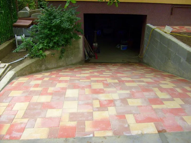 9 üzleti kép TÉRKŐMESTER